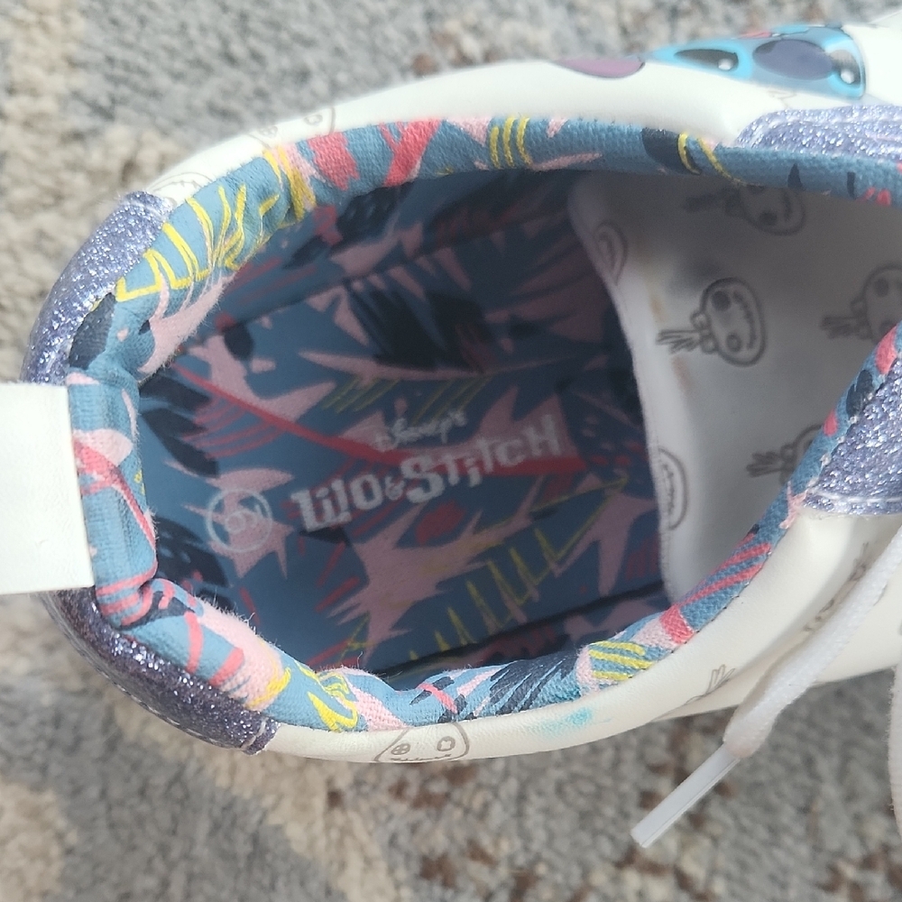 Disney Groundup Lilo & Stitch Low Top Sneakers White Blue 9 - Picture 5 of 15